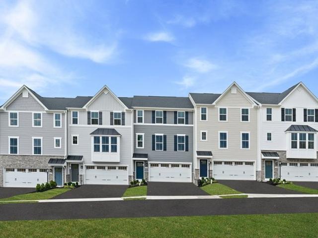 Townhouse for sale in Canonsburg, Pennsylvania