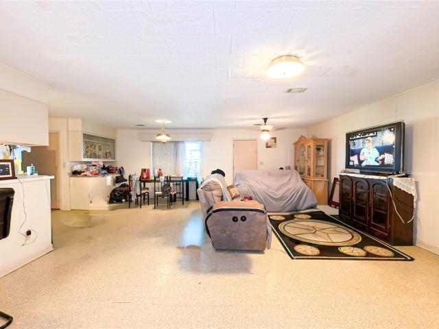 House for sale in Schulenburg, Texas