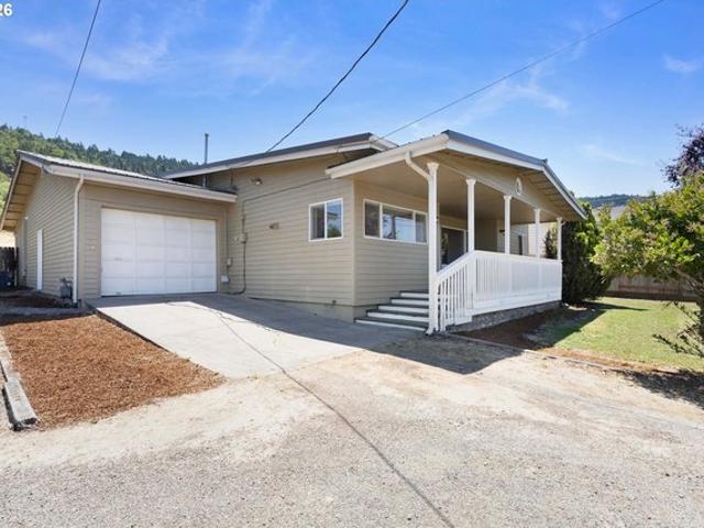 House for sale in Oregonia