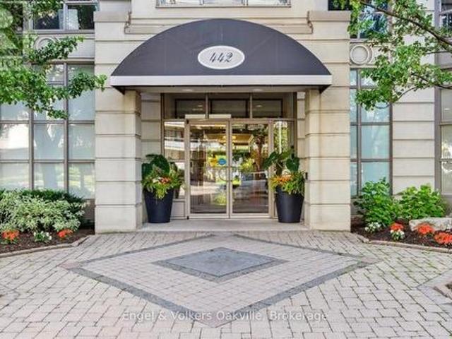 Condo for sale in Burlington, Ontario