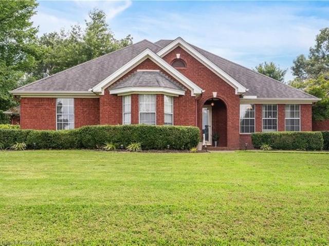 House for sale in Ark