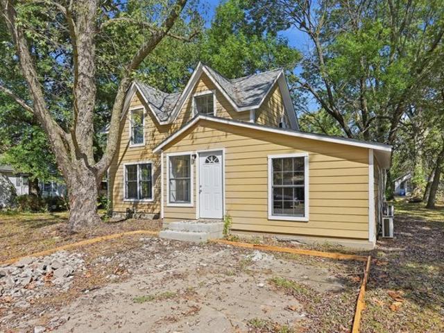 House for sale in Lamar, Barton County