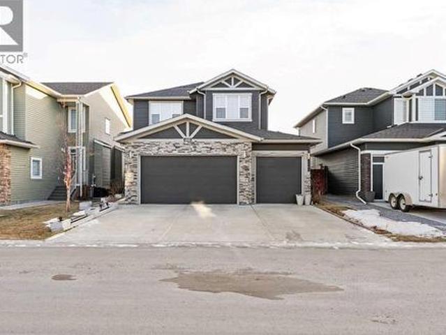 House for sale in Carstairs, Alberta