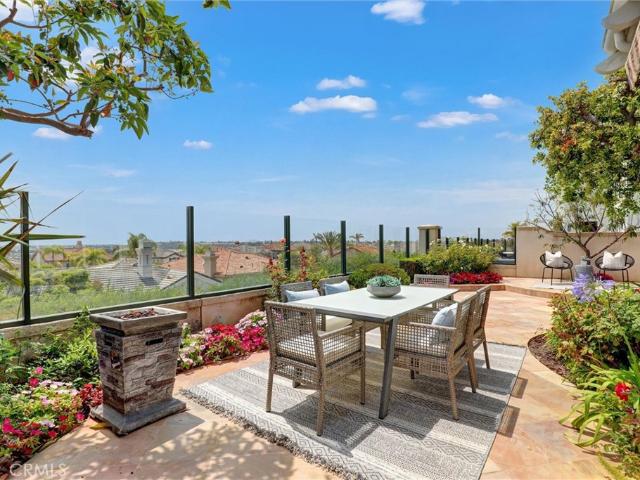 House for sale in Corona Del Mar, California