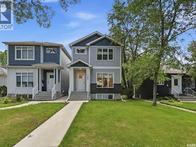 House for sale in Holliston, Saskatoon