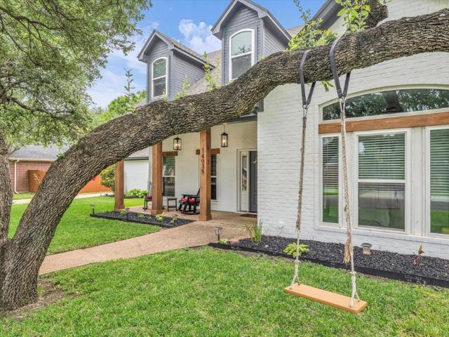 House for sale in Woodway, Texas