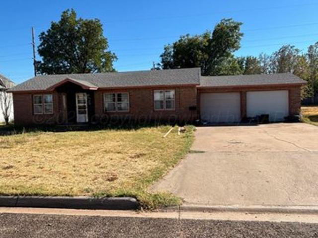 House for sale in Childress, Texas