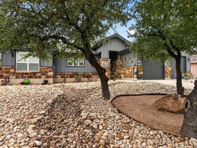 House for sale in Fischer, Texas