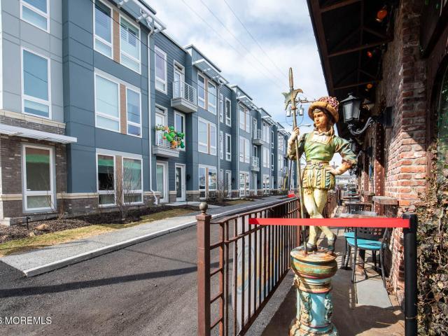Condo for sale in Monmouth, New Jersey
