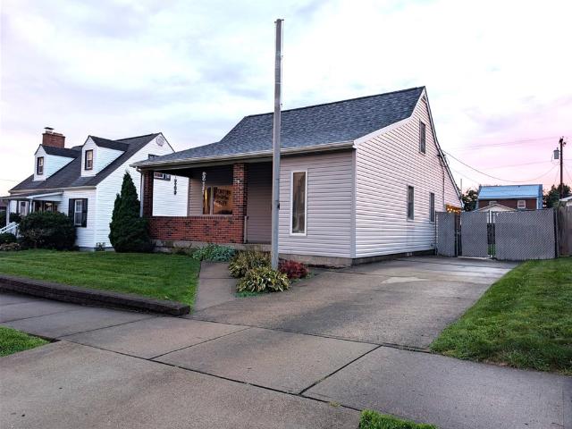 House for sale in Natrona Heights, Pennsylvania