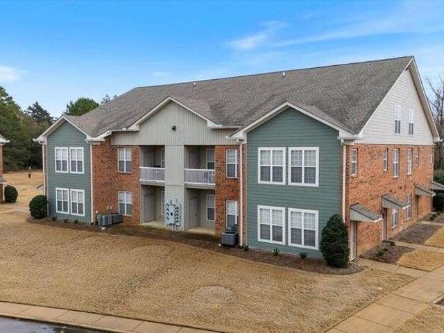 Condo for sale in Oxford Condo for sale in Oxford