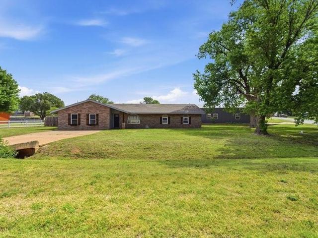 House for sale in Lahoma, Oklahoma