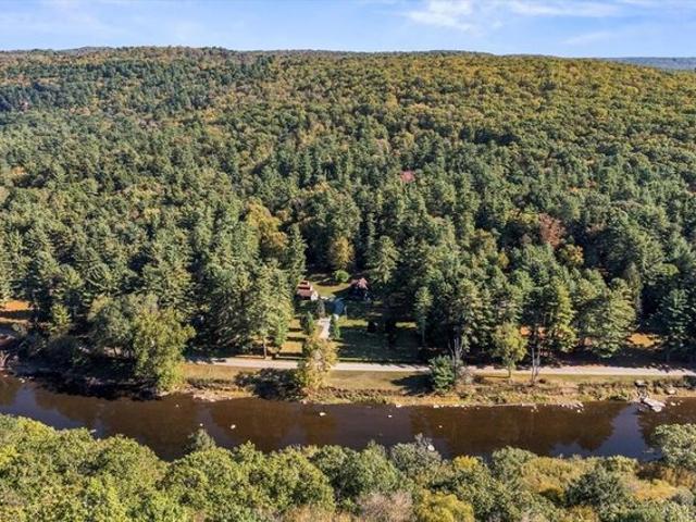 House for sale in Cooksburg, Pennsylvania
