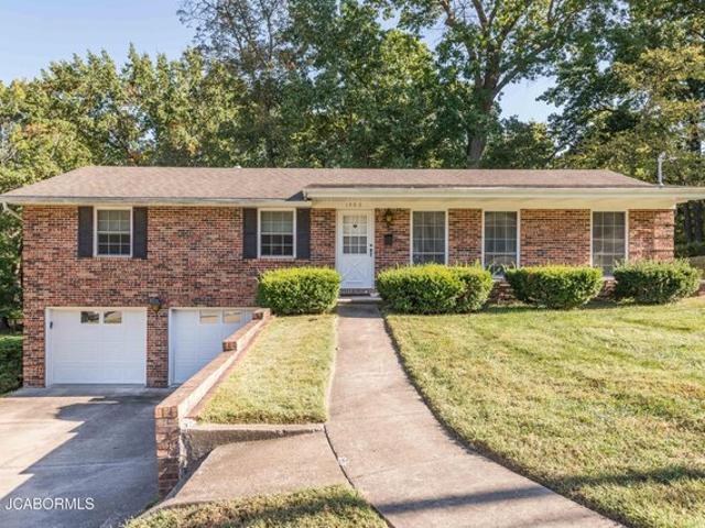 House for sale in Jefferson City, Cole County