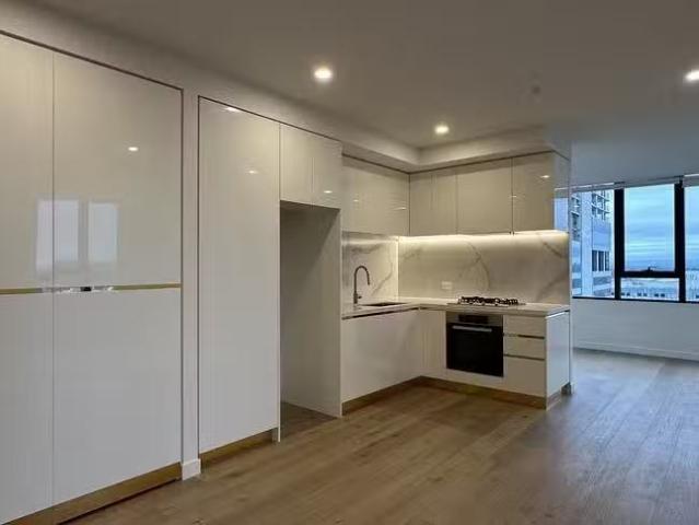 Apartment for rent in Box Hill