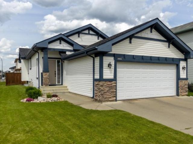 House for sale in Wedgewood, Alberta