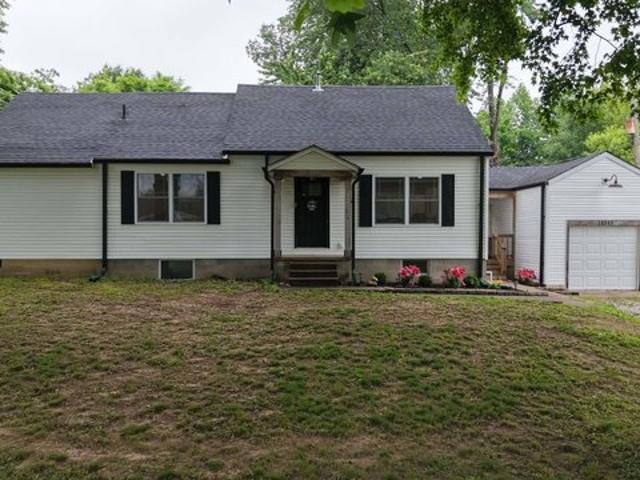 House for sale in Benton, Illinois