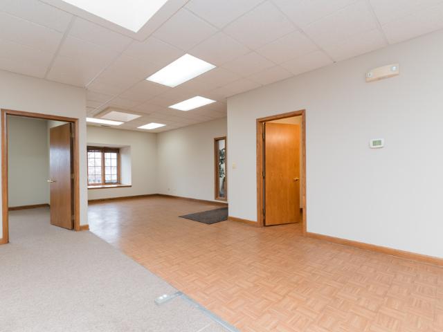 Commercial for sale in Green Oaks, Illinois