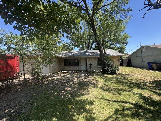 House for sale in Farmers Branch, Texas