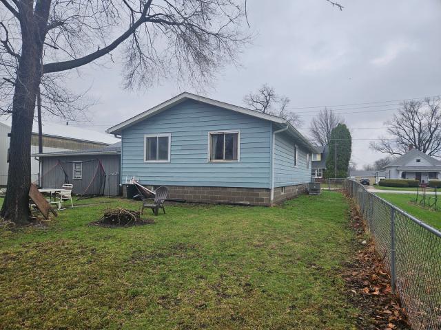 House for sale in Viola, Illinois