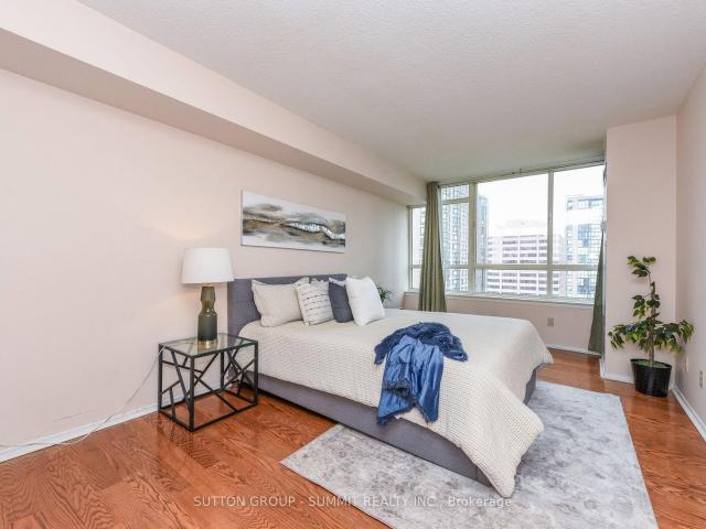 Condo for sale in Mississauga, Ontario