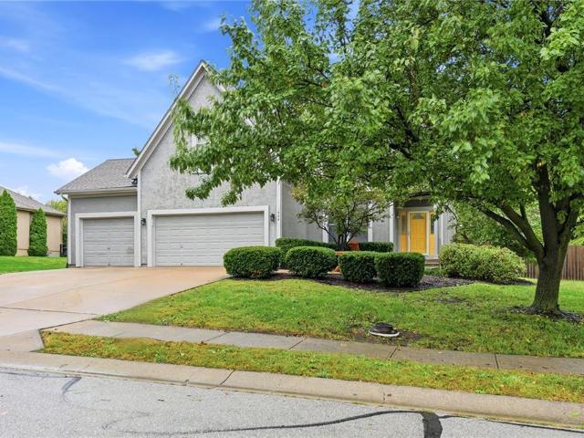 House for sale in Cedar Ridge, Raymore
