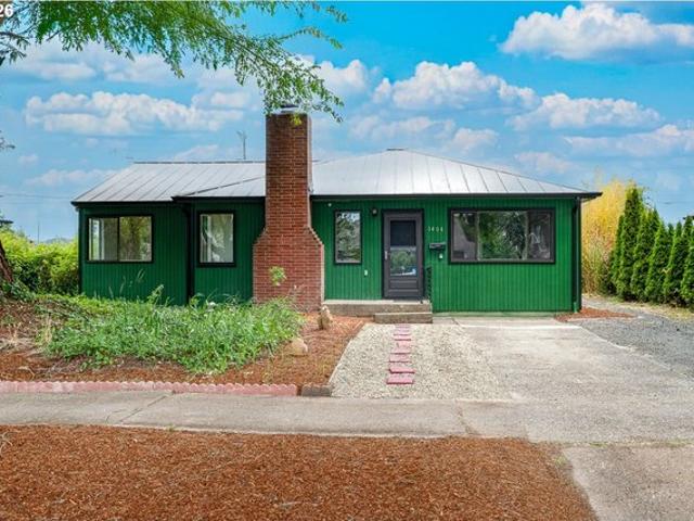House for sale in Oregonia