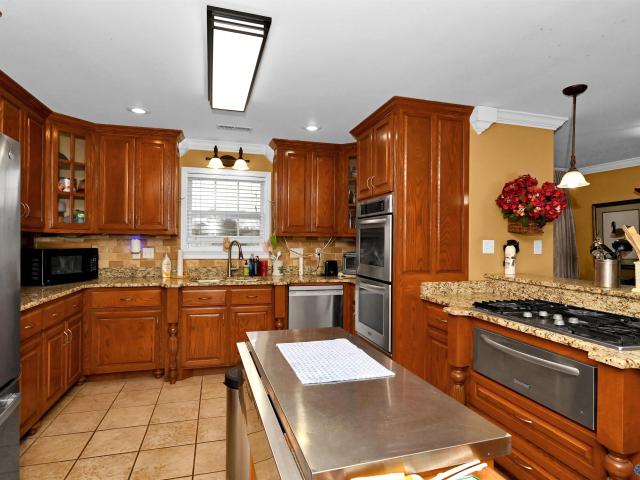 House for sale in Town Creek, Alabama