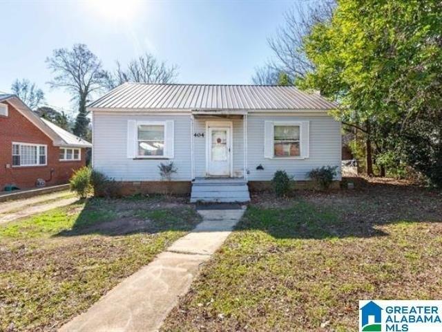 House for sale in Anniston, Alabama