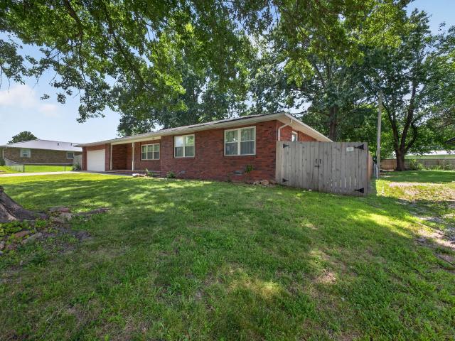 House for sale in Bolivar, Missouri