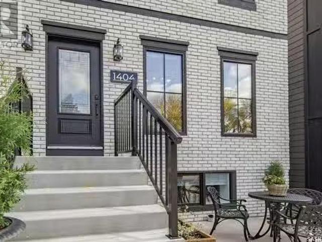 House for sale in Saskatoon, Saskatchewan