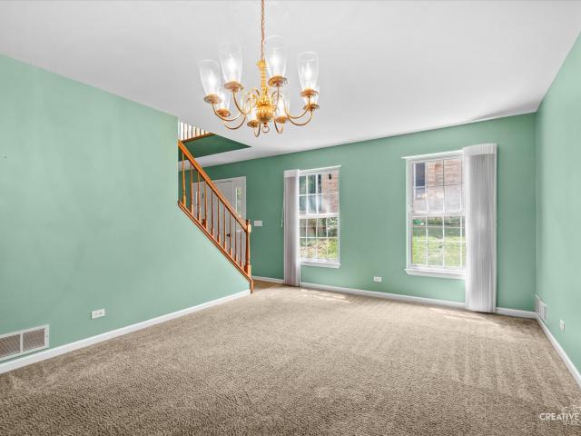 House for sale in Streamwood, Illinois