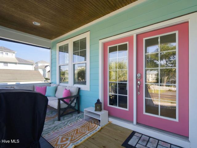 House for sale in Wilmington Beach, Carolina Beach