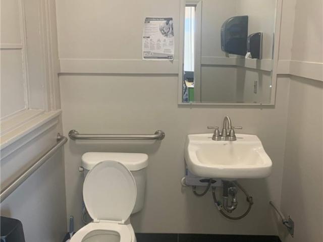 Commercial for sale in Mathis