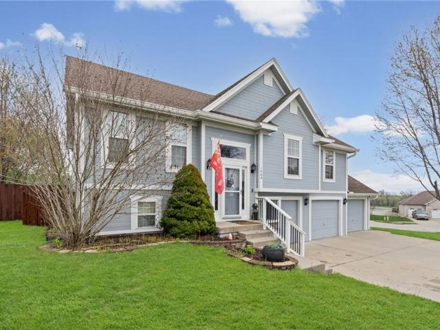 House for sale in Smithville, Missouri