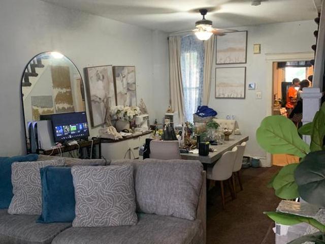 Townhouse for sale in Camden, New Jersey