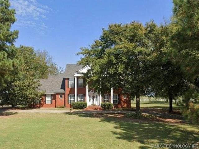 House for sale in Fort Gibson, Oklahoma