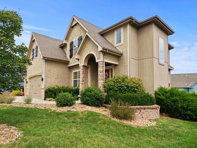 House for sale in Parkwood at Stoney Creek, Lee's Summit