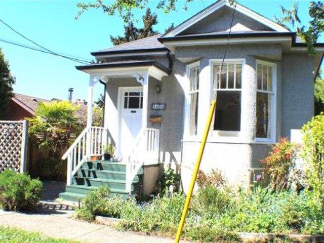 House for sale in Victoria, British Columbia