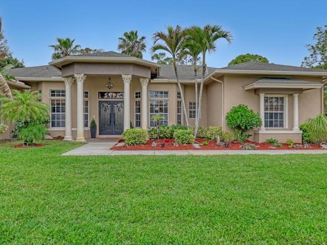 House for sale in Loxahatchee, Florida