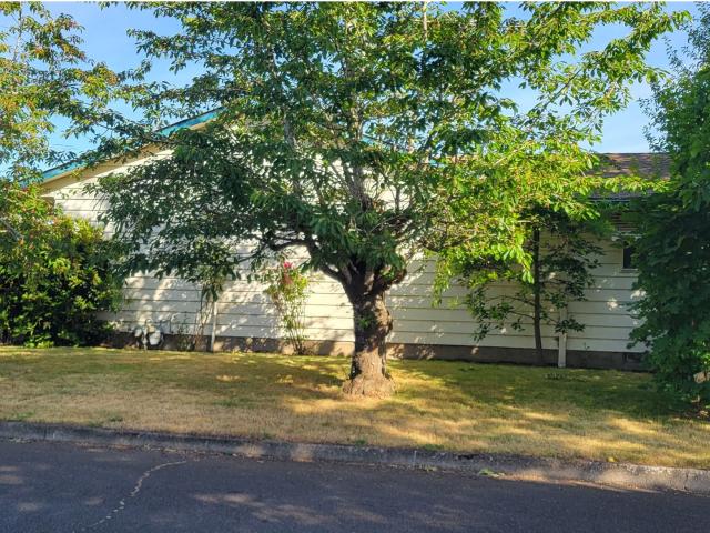 House for sale in Oregonia