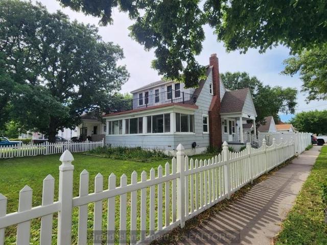 Duplex for sale in Grand Island Duplex for sale in Grand Island