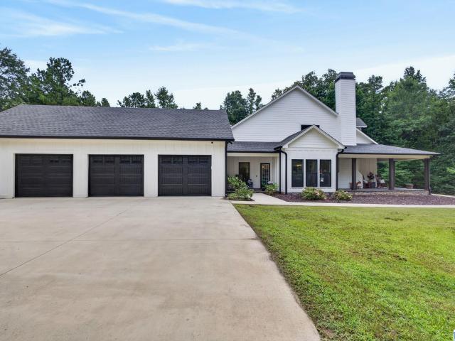 House for sale in Jemison, Alabama