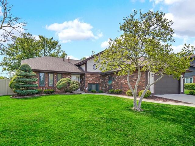 House for sale in Orland Park, Illinois