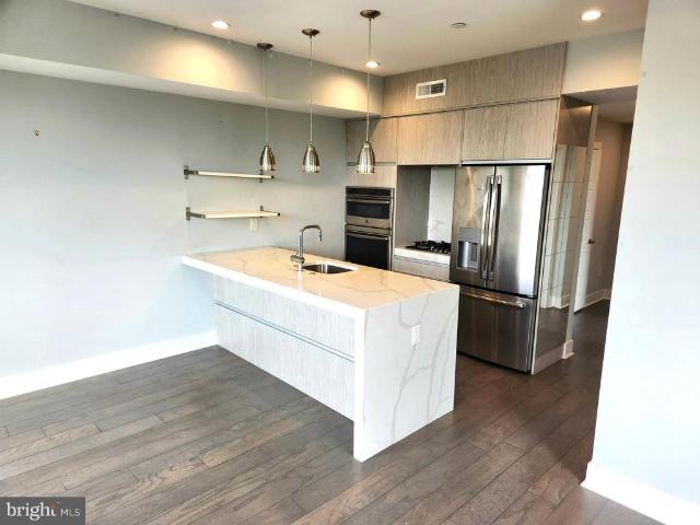 Condo for sale in Philadelphia, Pennsylvania