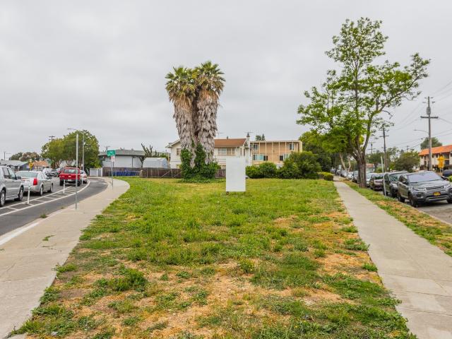 Land for sale in San Leandro Land for sale in San Leandro