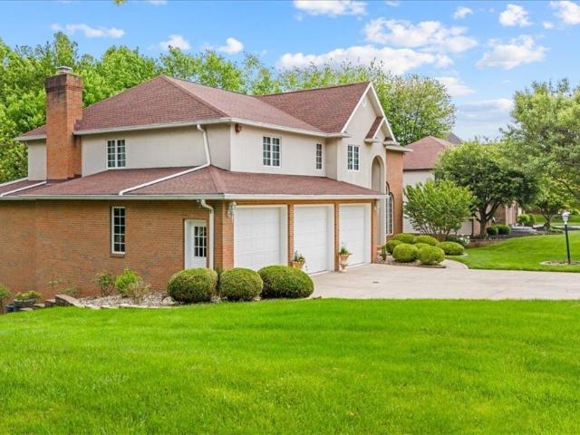 House for sale in Vienna, West Virginia