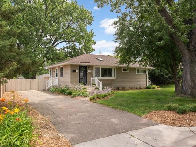 House for sale in Hennepin, Minnesota