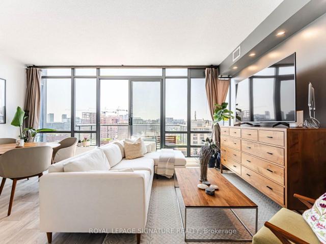 Condo for sale in Woburn, Ontario