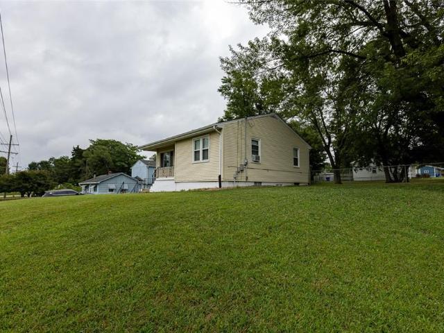 House for sale in Gladstone, Missouri